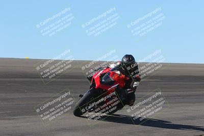 media/Nov-06-2023-Moto Forza (Mon) [[ce023d0744]]/2-Advanced Group/Session 2 (Bowl)/